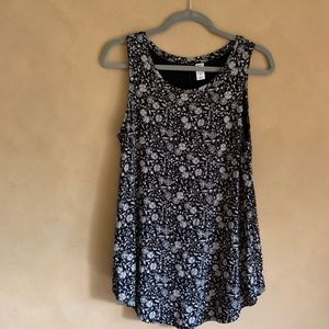 Black floral tank